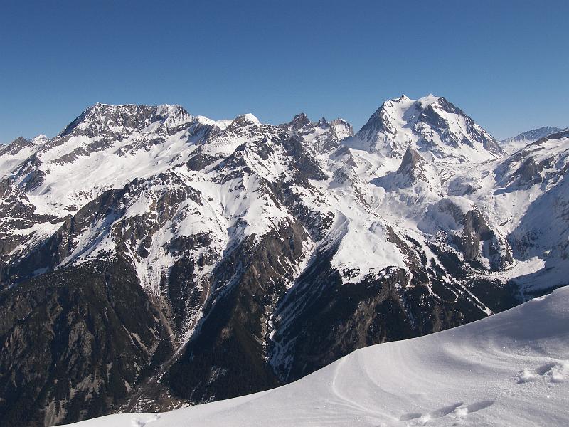 Photo 001 Vue depuis la brèche: Grand Bec, Creux Noir, Glière, Epéna, Grande Casse